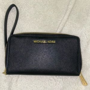 Michael Kors Wristlet